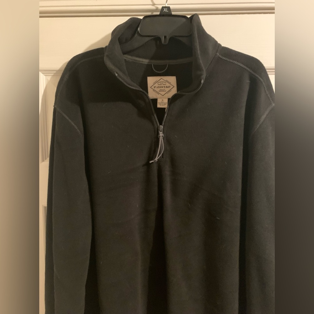 Men’s Half Zip pullover All Black